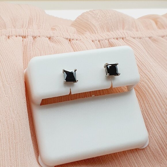 4MM S925 Sterling Silver CZ Stud Earrings for Women/Girl, US19251020 - Picture 9 of 14